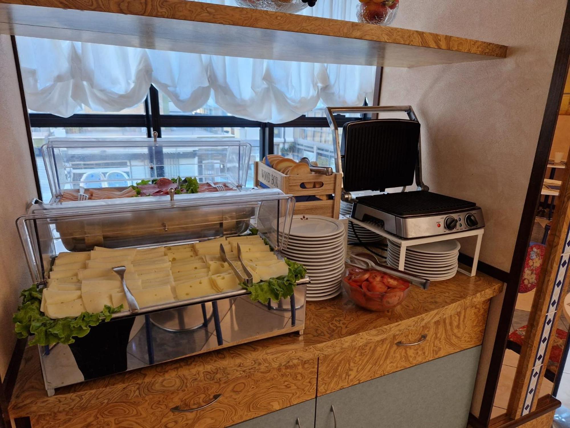 索乐布鲁酒店 里米尼 外观 照片